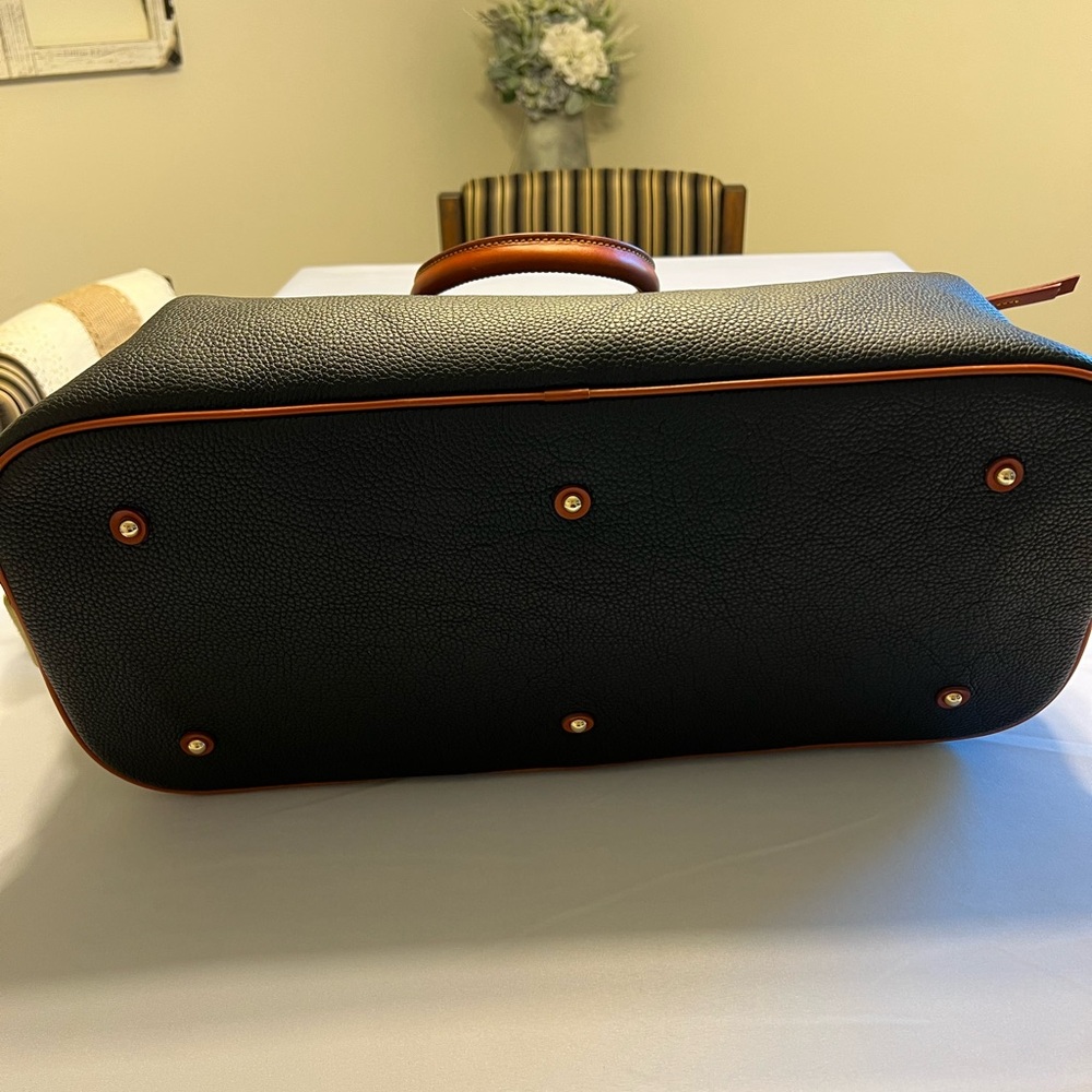 NWOT Dooney & Bourke Black Leather Weekender bag - Picture 3 of 14